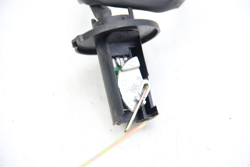 photo de KRAFTSTOFFTANKMESSSTAB ORCAL KITE 4T 50 (2019 - 2023) - Zoom auf Gebrauchszustand