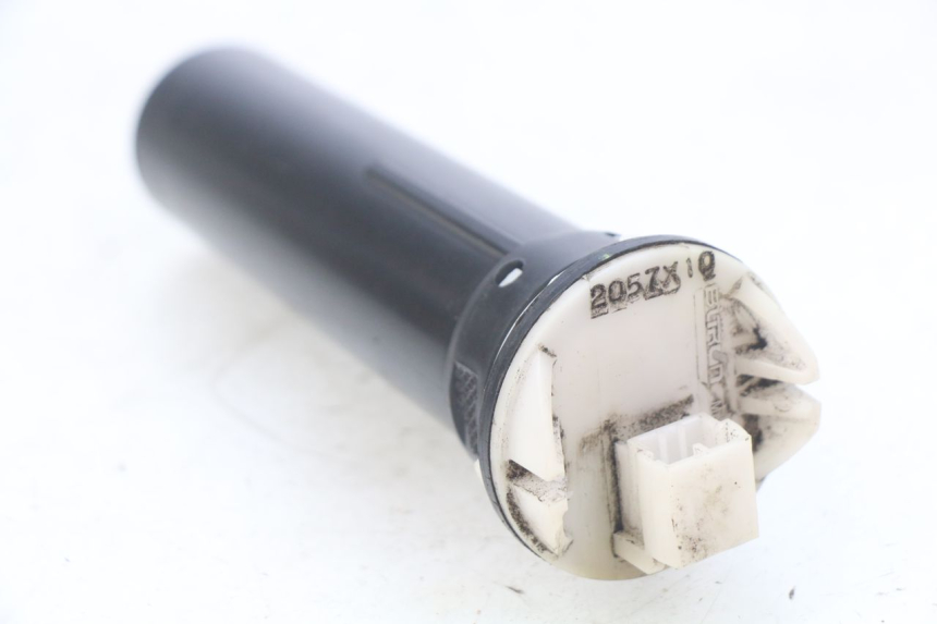 photo de KRAFTSTOFFTANKMESSSTAB PIAGGIO LIBERTY 4T 50 (2004 - 2008) - Hauptansicht