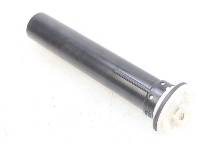 photo de KRAFTSTOFFTANKMESSSTAB PIAGGIO MP3 LT 400 (2007 - 2012) - Hauptansicht