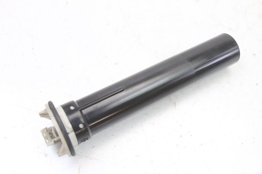 photo de KRAFTSTOFFTANKMESSSTAB PIAGGIO MP3 LT 400 (2007 - 2012) - Hauptansicht