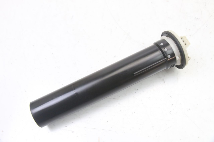 photo de KRAFTSTOFFTANKMESSSTAB PIAGGIO MP3 LT 400 (2007 - 2012) - Alternative Perspektive