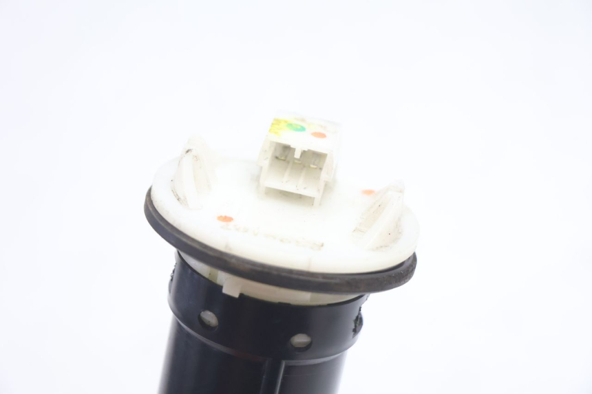 photo de KRAFTSTOFFTANKMESSSTAB PIAGGIO MP3 LT 400 (2007 - 2012) - Zoom auf Gebrauchszustand