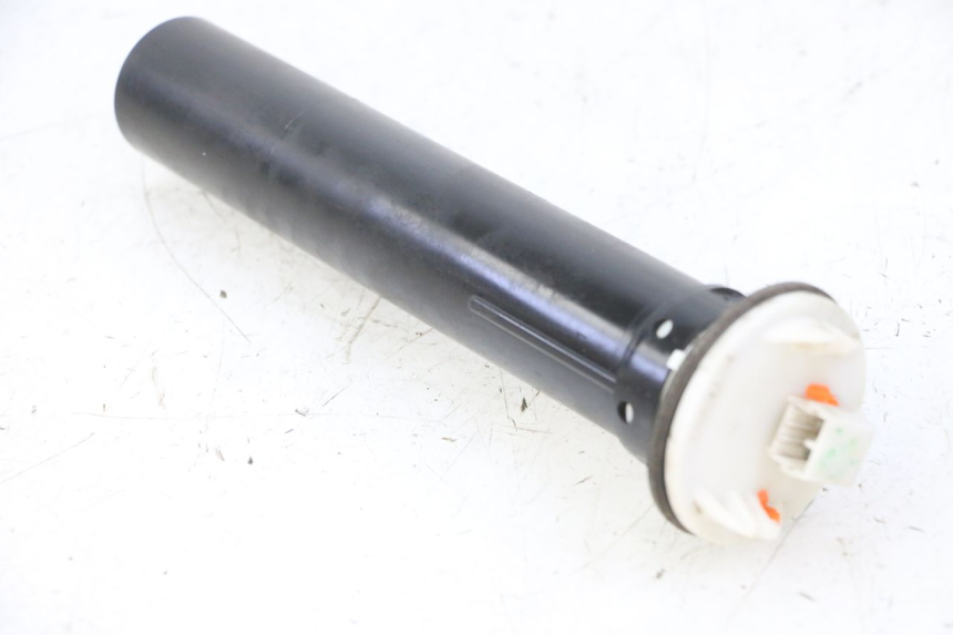 photo de KRAFTSTOFFTANKMESSSTAB PIAGGIO MP3 RL 250 (2006 - 2010) - Hauptansicht