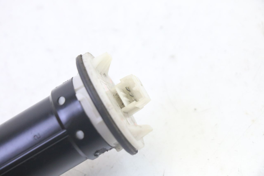 photo de KRAFTSTOFFTANKMESSSTAB PIAGGIO MP3 RL 250 (2006 - 2010) - Detailansicht des Bauteils