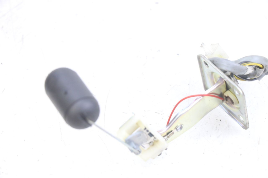 photo de KRAFTSTOFFTANKMESSSTAB PIAGGIO NEW TYPHOON 50 (2018 - 2021) - Detailansicht des Bauteils