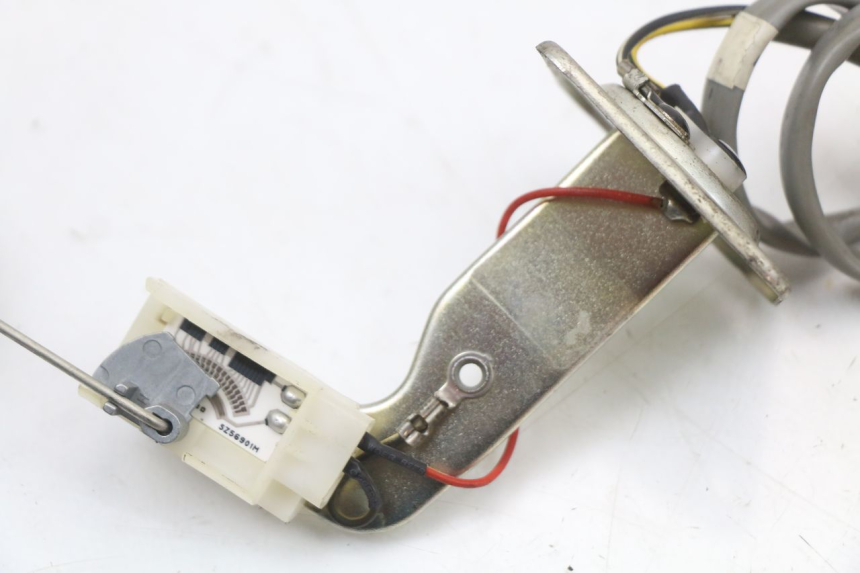 photo de KRAFTSTOFFTANKMESSSTAB PIAGGIO NEW TYPHOON 50 (2018 - 2021) - Detailansicht des Bauteils