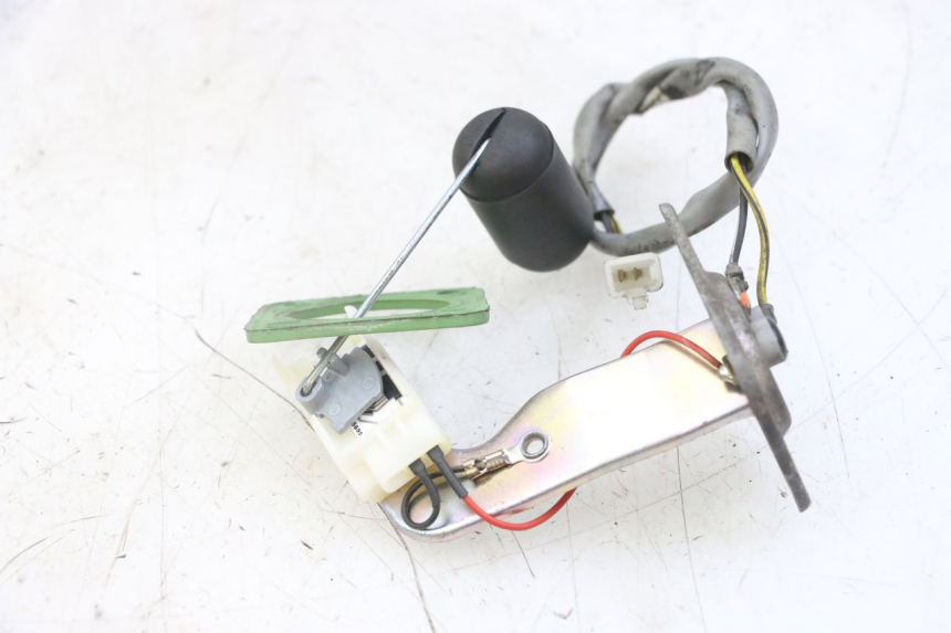 photo de KRAFTSTOFFTANKMESSSTAB PIAGGIO NEW TYPHOON 50 (2018 - 2021) - Detailansicht des Bauteils