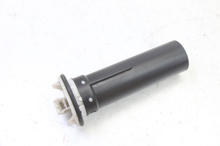 photo de TANKGEBER PIAGGIO NRG POWER PUREJET 50 (2018 - 2021) - Alternative Perspektive