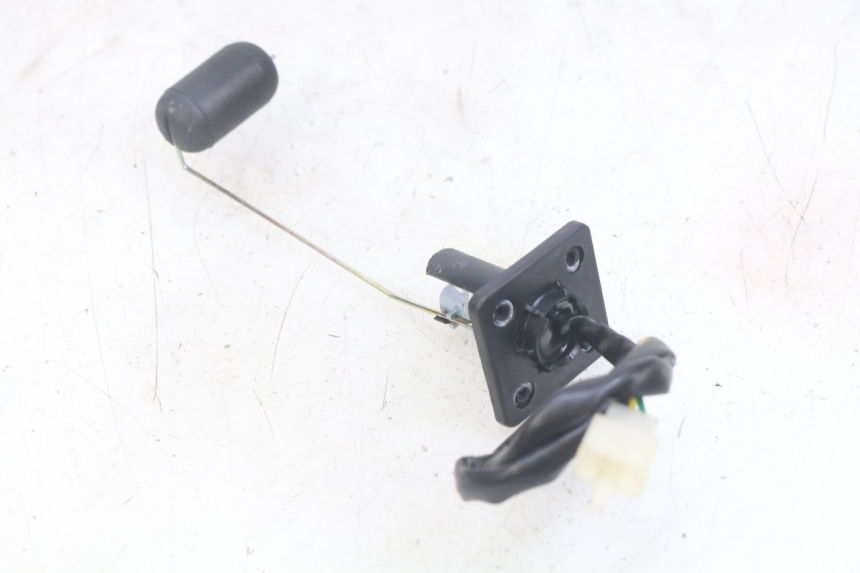 photo de KRAFTSTOFFTANKMESSSTAB JM MOTORS OLDIES RS 4T 50 (2021 - 2024) - Detailansicht des Bauteils