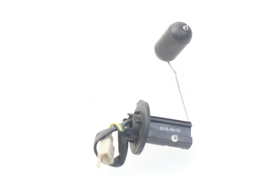 photo de KRAFTSTOFFTANKMESSSTAB SYM ORBIT 2 4T 50 (2008 - 2017) - Zoom auf Gebrauchszustand