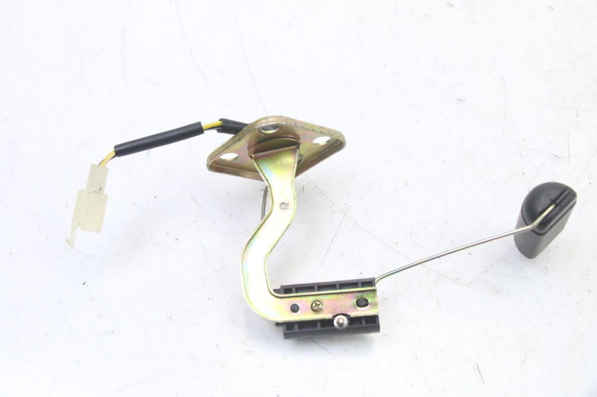 photo de KRAFTSTOFFTANKMESSSTAB PEUGEOT KISBEE 4T 50 (2018 - 2022) - Alternative Perspektive