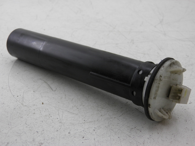 photo de TANKGEBER PIAGGIO MP3 RL 125 (2006 - 2014) - Hauptansicht