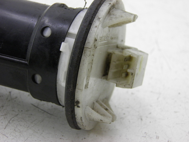 photo de TANKGEBER PIAGGIO MP3 RL 125 (2006 - 2014) - Zoom auf Gebrauchszustand