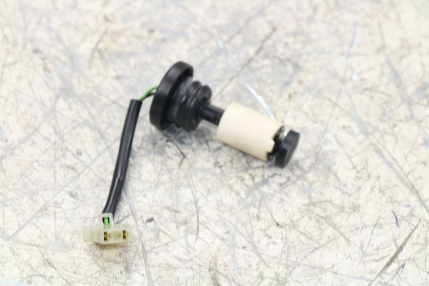 photo de TANKGEBER RIEJU RS SPORT NAKED 50 (2013 - 2018) - Zoom auf Gebrauchszustand