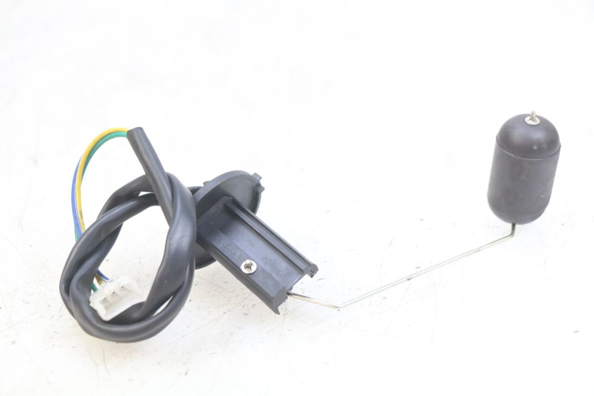 photo de KRAFTSTOFFTANKMESSSTAB TNT MOTOR ROMA 10' 4T 50 (2019 - 2022) - Detailansicht des Bauteils