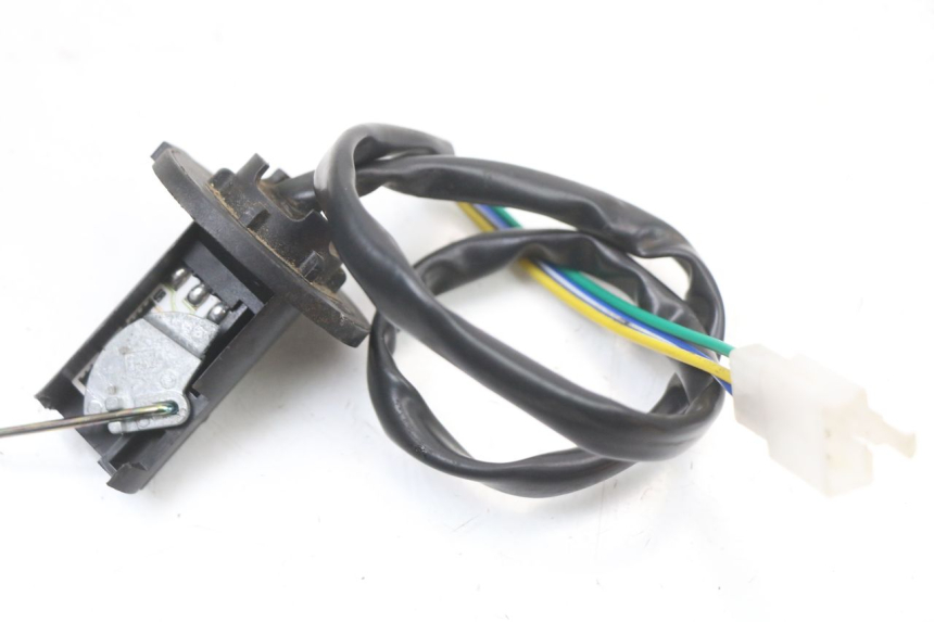 photo de KRAFTSTOFFTANKMESSSTAB TNT MOTOR ROMA 10' 4T 50 (2019 - 2022) - Detailansicht des Bauteils