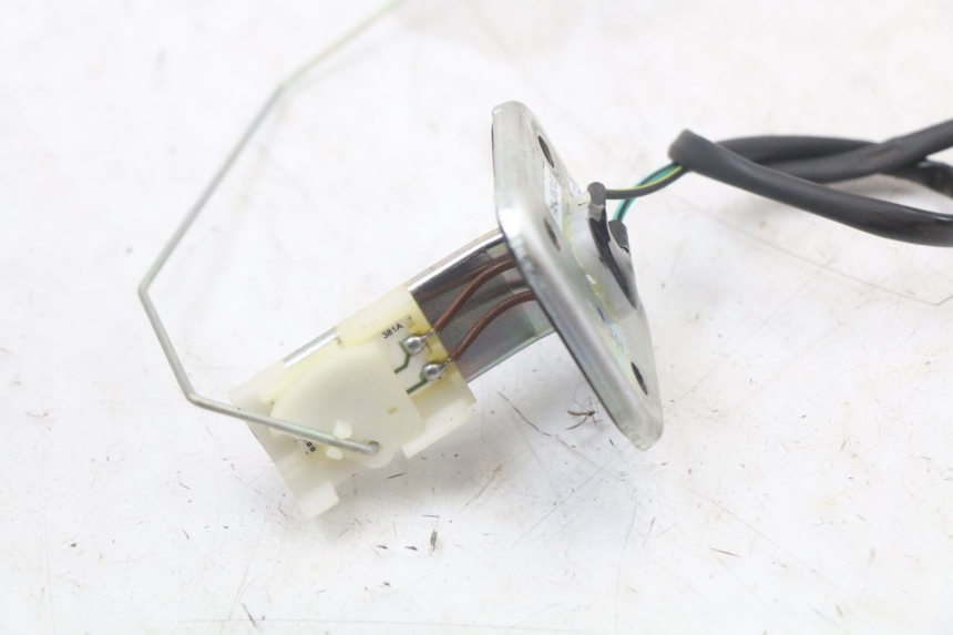 photo de TANKGEBER ROYAL ENFIELD CONTINENTAL GT 650 (2019 - 2024) - Detailansicht des Bauteils