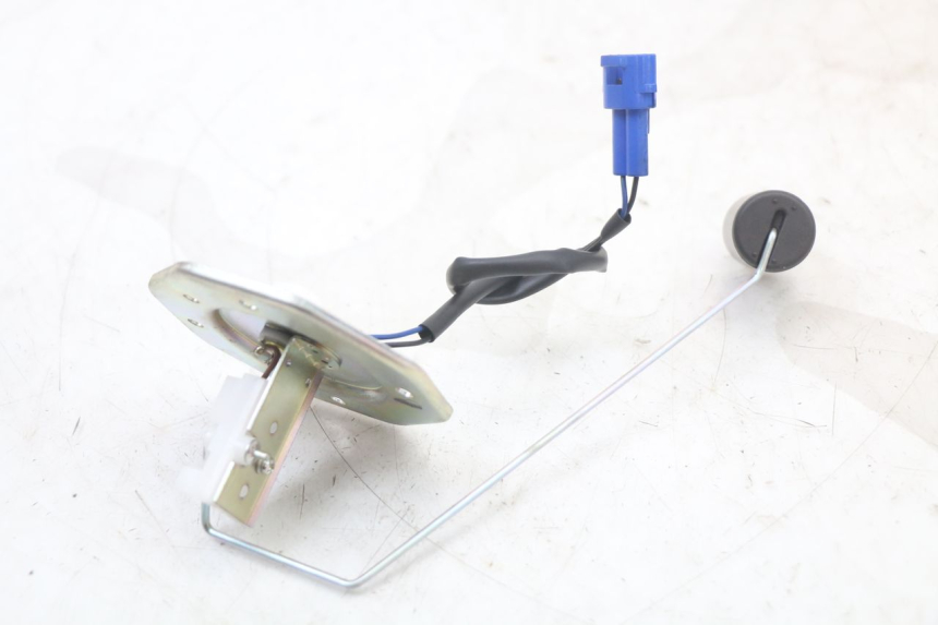 photo de TANKGEBER ROYAL ENFIELD SCRAM 411 (2022 - 2024) - Zoom auf Gebrauchszustand