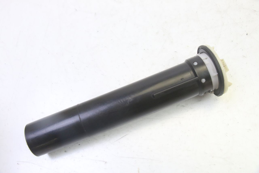 photo de KRAFTSTOFFTANKMESSSTAB GILERA RUNNER SP 50 (2009 - 2017) - Hauptansicht