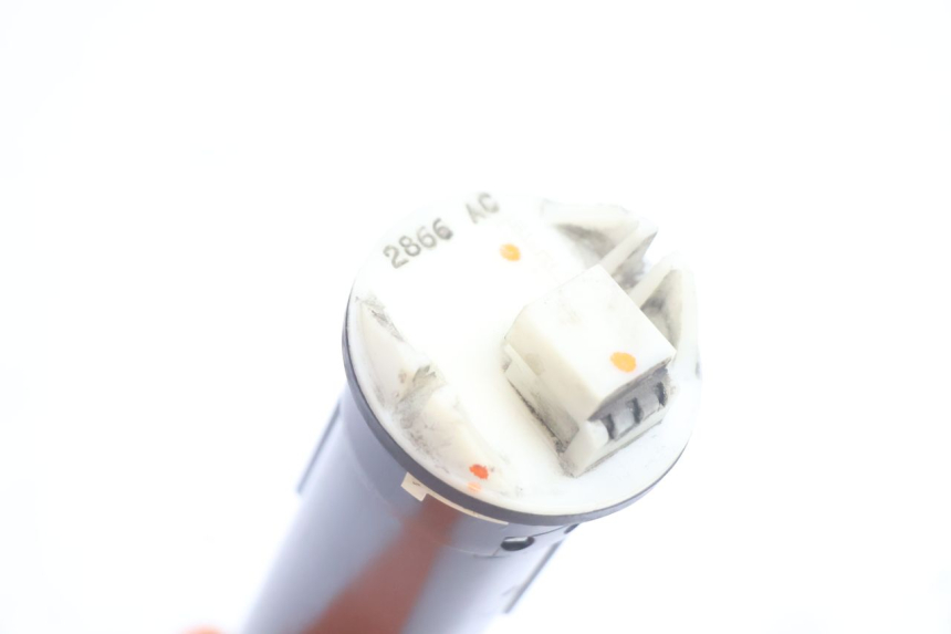 photo de TANKGEBER PEUGEOT SATELIS 125 (2006 - 2009) - Zoom auf Gebrauchszustand