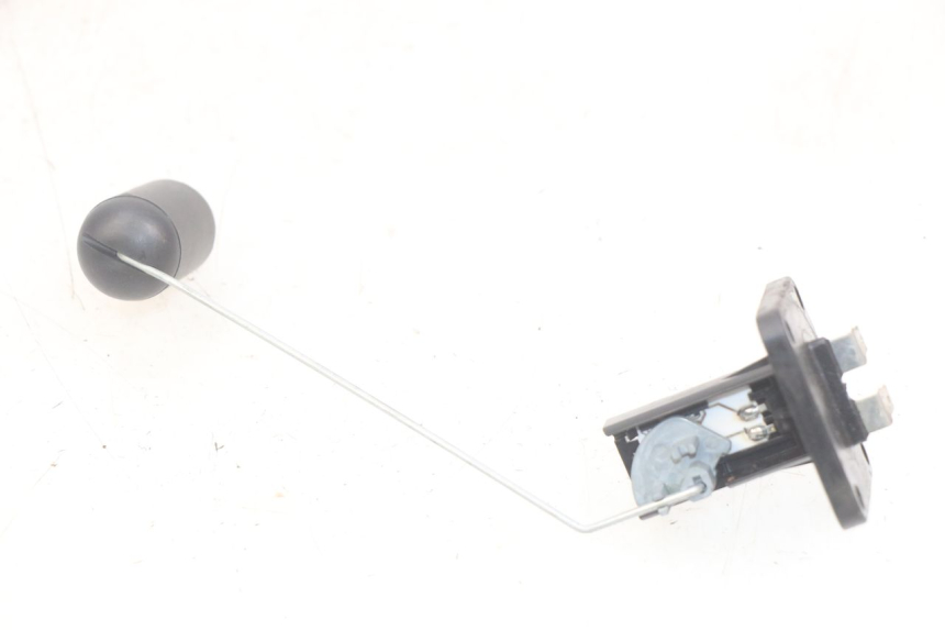 photo de KRAFTSTOFFTANKMESSSTAB APRILIA SCARABEO LIGHT 125 (2007 - 2011) - Zoom auf Gebrauchszustand