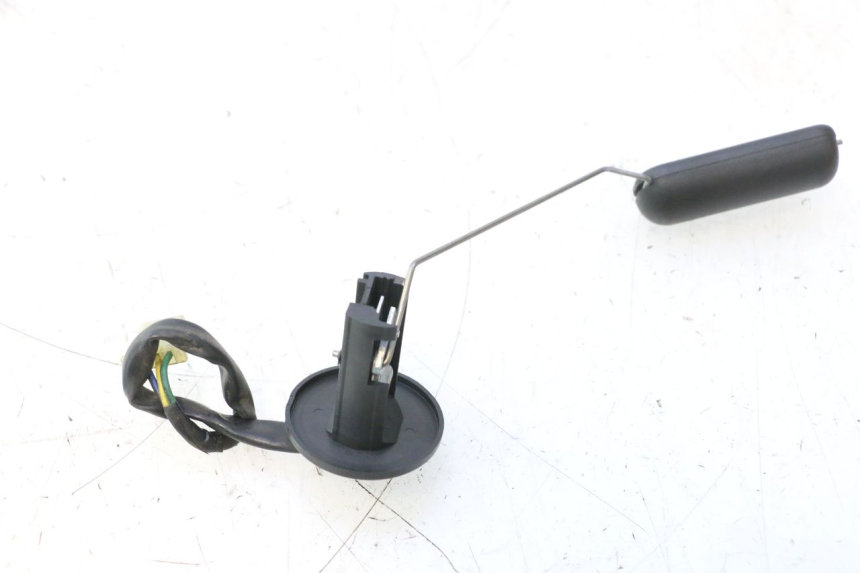 photo de TANKGEBER HONDA SH 125 (2001 - 2003) - Detailansicht des Bauteils