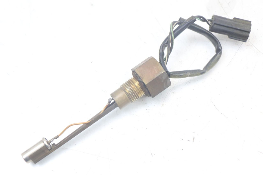 photo de KRAFTSTOFFTANKMESSSTAB TRIUMPH SPEED TRIPLE T301 900 (1994 - 1996) - Detailansicht des Bauteils