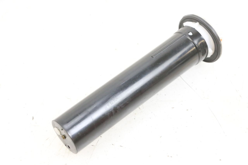 photo de TANKGEBER PEUGEOT SPEEDFIGHT 4 4T EFI 50 (2021 - 2025) - Details der Befestigungspunkte