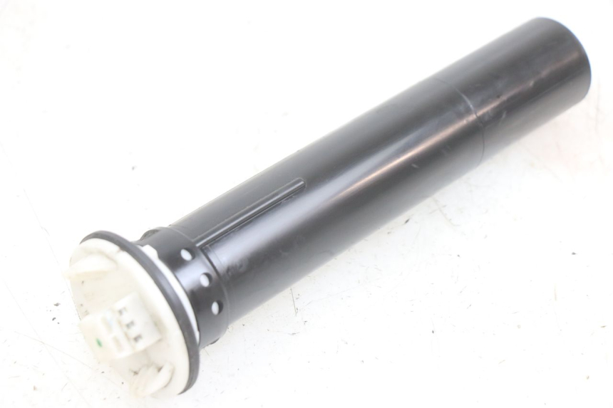 photo de KRAFTSTOFFTANKMESSSTAB APRILIA SR 2T 50 (2012 - 2017) - Hauptansicht