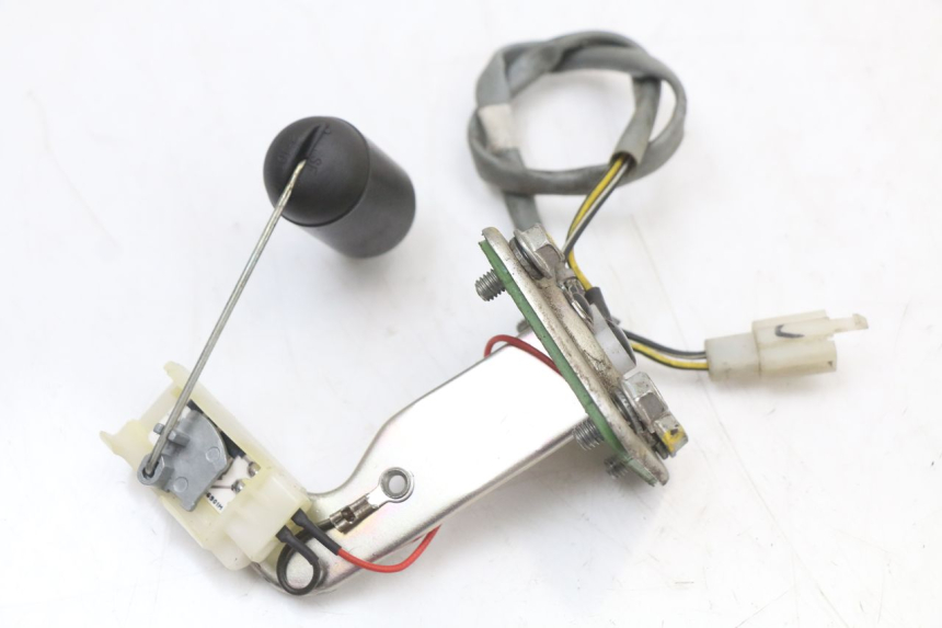 photo de KRAFTSTOFFTANKMESSSTAB APRILIA SR 2T 50 (2018 - 2022) - Detailansicht des Bauteils