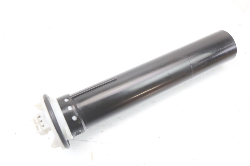 photo de TANKGEBER APRILIA SR MOTARD 50 (2012 - 2018) - Alternative Perspektive