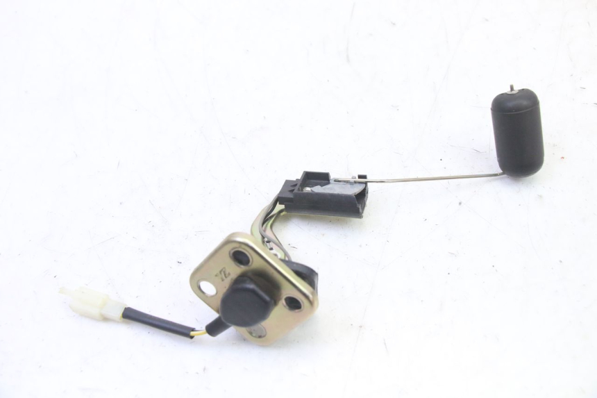 photo de TANKGEBER PEUGEOT STREETZONE I NAKED 2T 50 (2018 - 2020) - Zoom auf Gebrauchszustand