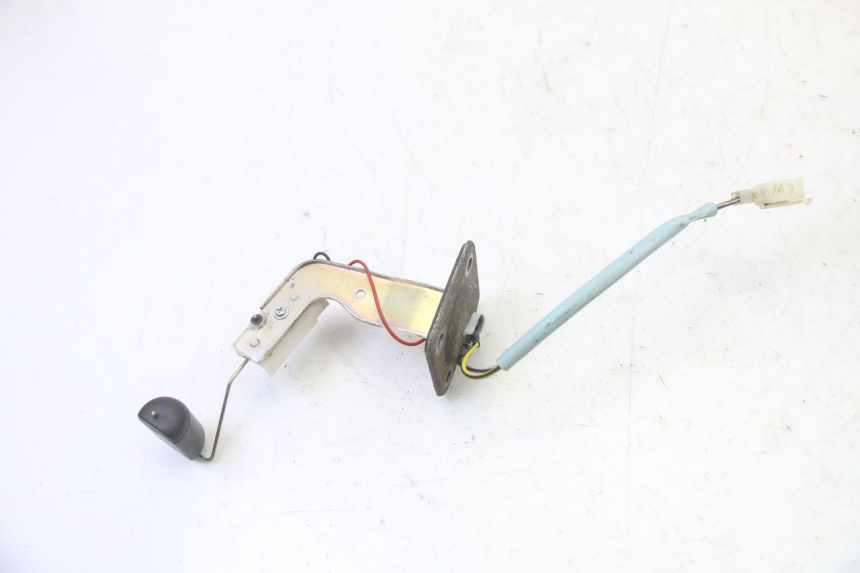 photo de KRAFTSTOFFTANKMESSSTAB APRILIA SXR 50 (2021 - 2023) - Detailansicht des Bauteils