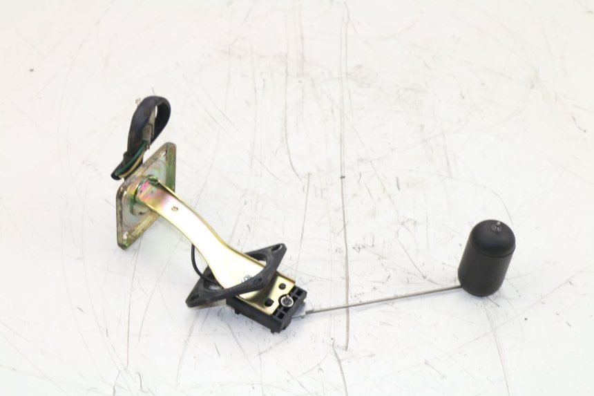 photo de TANKGEBER SYM GTS 125 (2005 - 2008) - Detailansicht des Bauteils