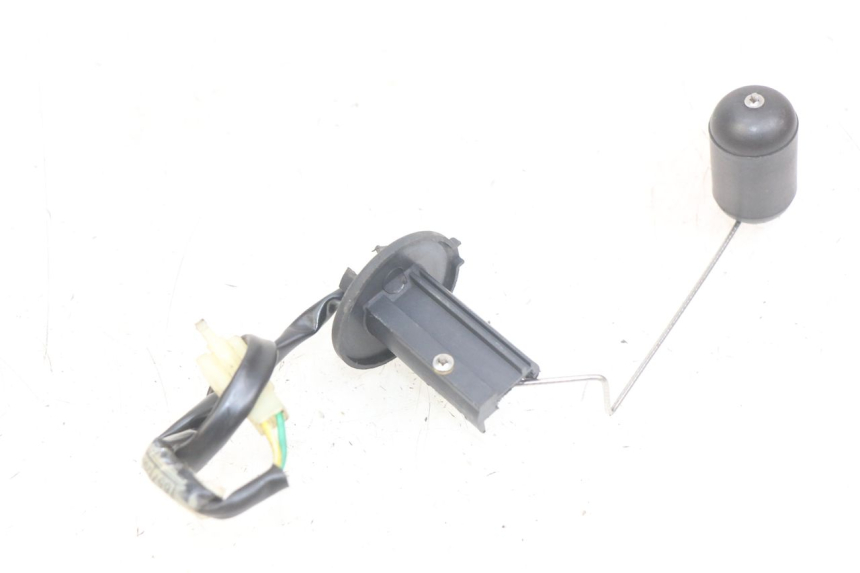 photo de KRAFTSTOFFTANKMESSSTAB SYM SYMPHONY 125 (2009 - 2015) - Detailansicht des Bauteils