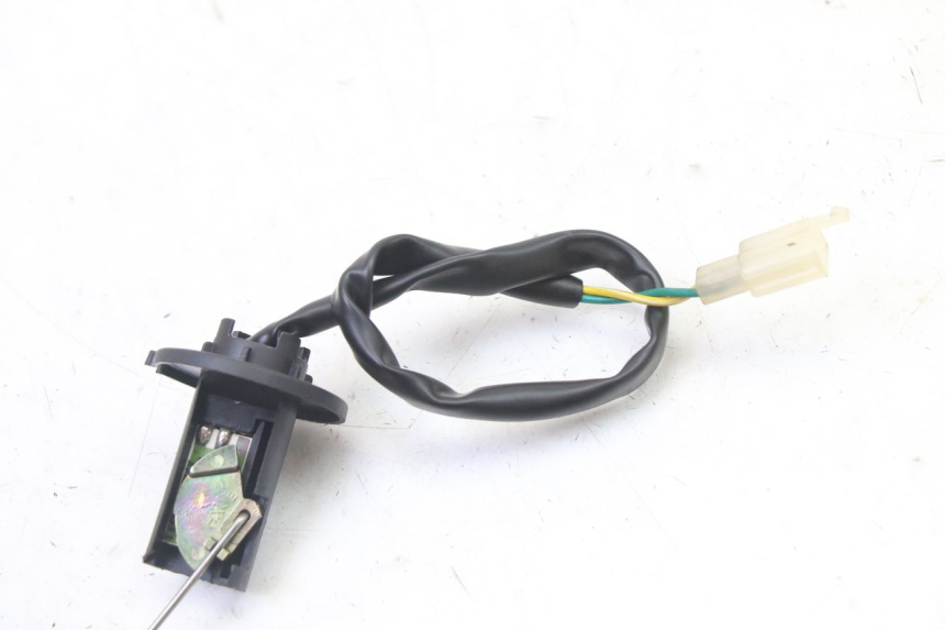 photo de KRAFTSTOFFTANKMESSSTAB PEUGEOT TWEET 4T 50 (2014 - 2019) - Detailansicht des Bauteils