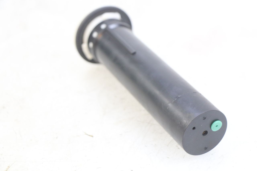 photo de KRAFTSTOFFTANKMESSSTAB PIAGGIO VESPA LX 2T 50 (2005 - 2013) - Detailansicht des Bauteils