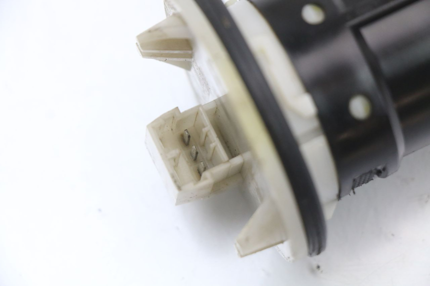 photo de KRAFTSTOFFTANKMESSSTAB PIAGGIO VESPA LX 2T 50 (2005 - 2013) - Detailansicht des Bauteils