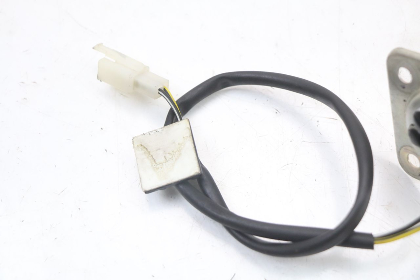 photo de TANKGEBER PIAGGIO VESPA PRIMAVERA 4T 50 (2021 - 2024) - Technische Nahaufnahme