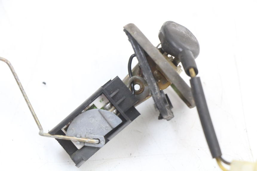 photo de KRAFTSTOFFTANKMESSSTAB PEUGEOT VIVACITY NEW 4T 50 (2008 - 2017) - Technische Nahaufnahme