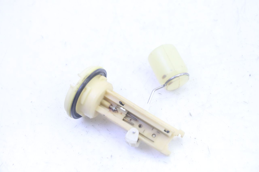 photo de TANKGEBER PEUGEOT VIVACITY 100 (1999 - 2008) - Zoom auf Gebrauchszustand