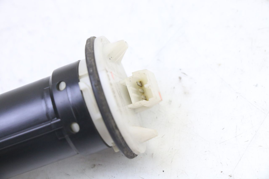 photo de KRAFTSTOFFTANKMESSSTAB PIAGGIO X9 EVOLUTION 125 (2003 - 2007) - Detailansicht des Bauteils