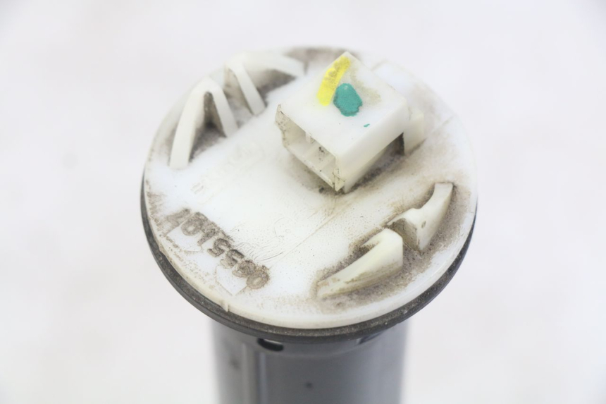 photo de TANKANZEIGE KRAFTSTOFF PIAGGIO XEVO - X EVO 125 (2007 - 2017) - Detailansicht des Bauteils