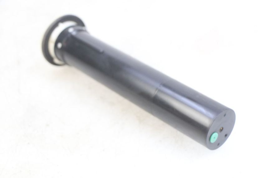 photo de TANKANZEIGE KRAFTSTOFF PIAGGIO XEVO - X EVO 125 (2007 - 2017) - Alternative Perspektive