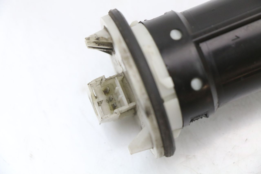 photo de TANKANZEIGE KRAFTSTOFF PIAGGIO XEVO - X EVO 125 (2007 - 2017) - Detailansicht des Bauteils