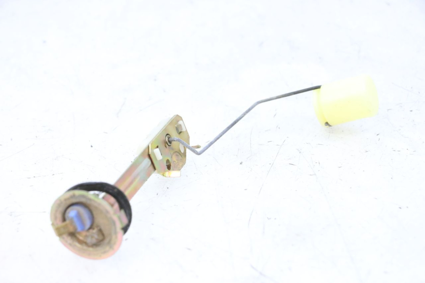 photo de TANKGEBER YAMAHA YP MAJESTY 125 (2002 - 2006) - Zoom auf Gebrauchszustand