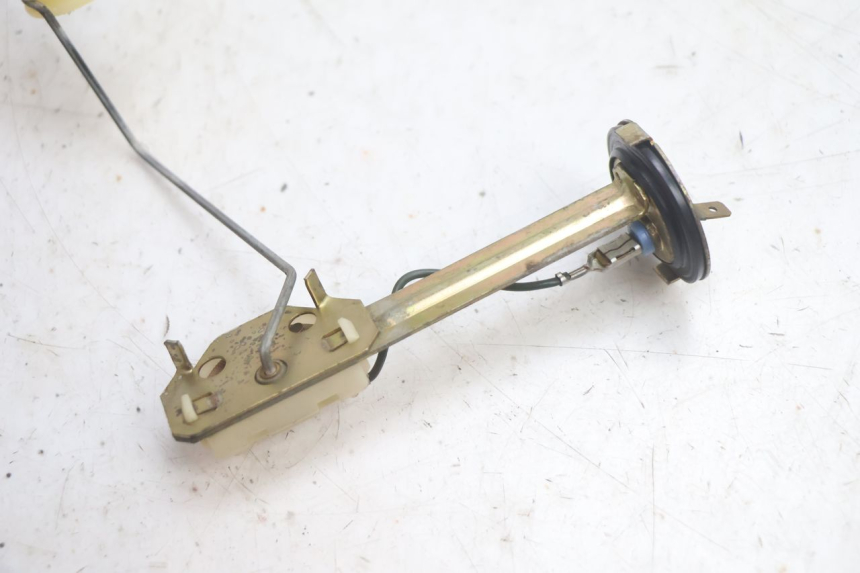photo de TANKGEBER YAMAHA YP MAJESTY 125 (2002 - 2006) - Zoom auf Gebrauchszustand