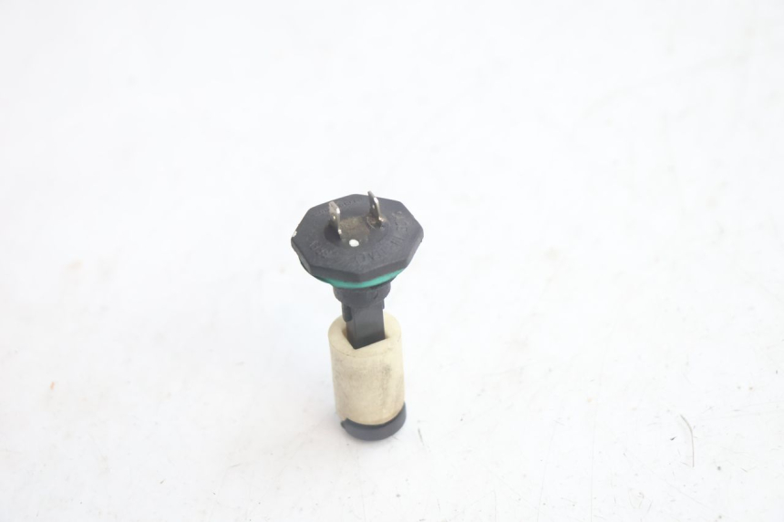 photo de TANKGEBER PIAGGIO ZIP IGET 4T 50 (2021 - 2023) - Alternative Perspektive