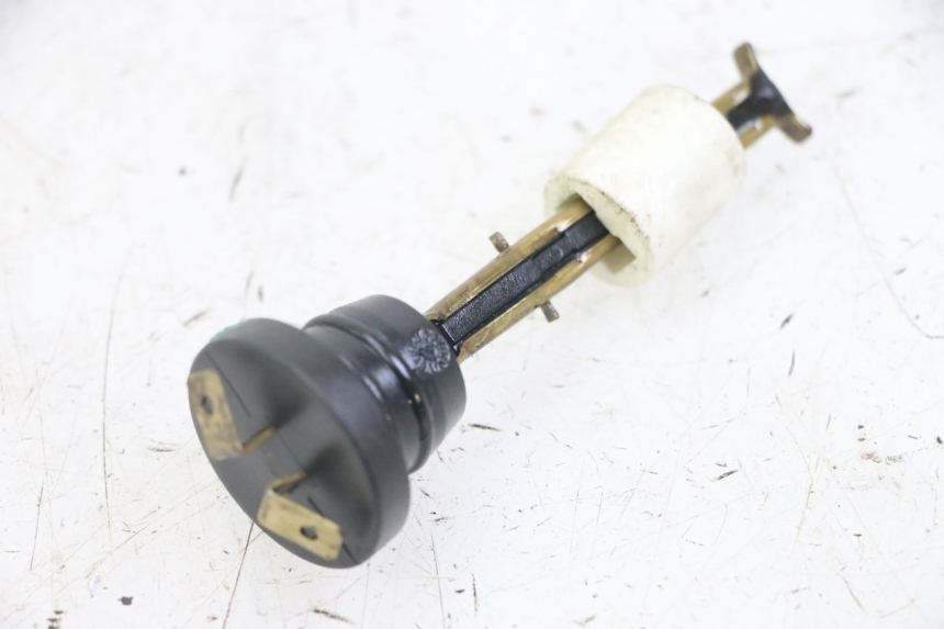 photo de ÖLSTANDSANZEIGE MBK BOOSTER SPIRIT NAKED 50 (2004 - 2017) - Hauptansicht