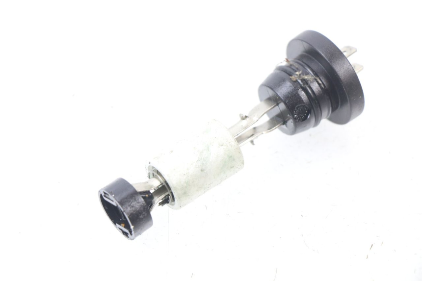 photo de ÖLTANK GEBER PEUGEOT JET FORCE CARBU 50 (2003 - 2016) - Detailansicht des Bauteils